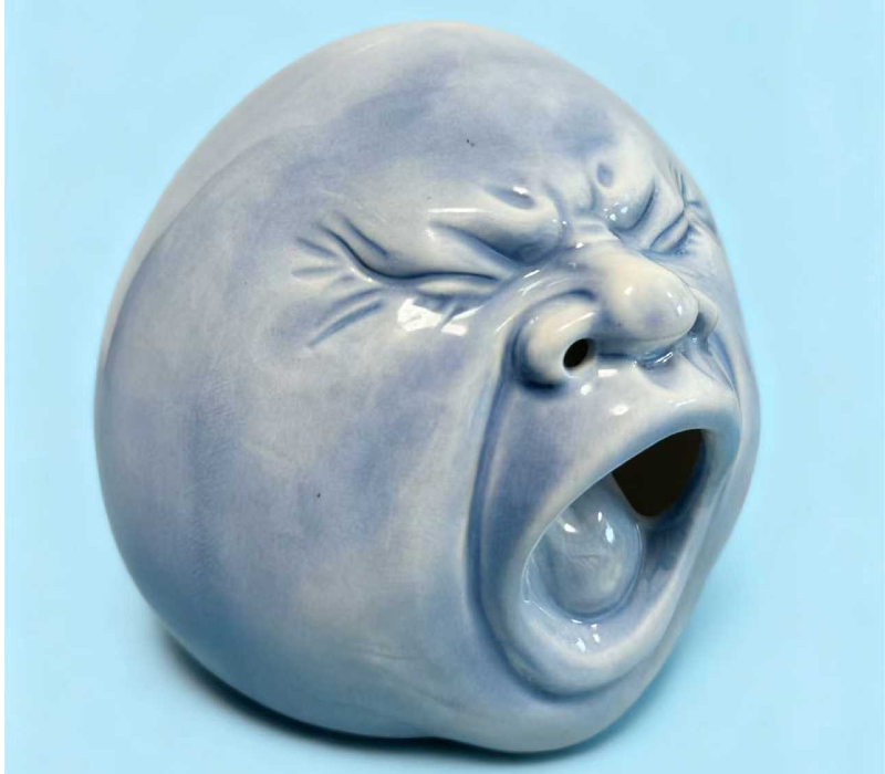 Young play glazed toys - Yawning